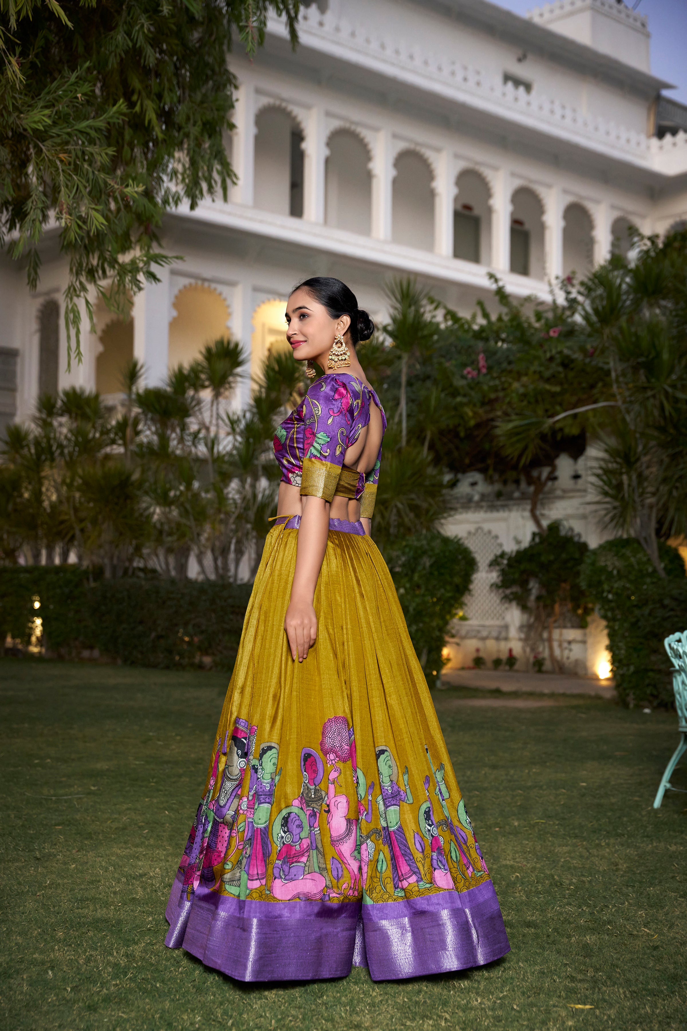 β¨ Festive Special Tussar Silk Lehenga β¨  Perfectly Blended for a Charming Look π